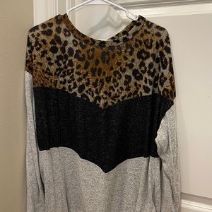 Super soft trend boutique top - casual or dressy